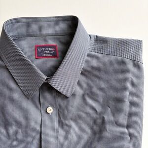UNTUCKit Men's Navy Gingham Shirt